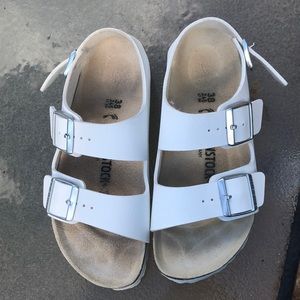 White Birkenstock’s